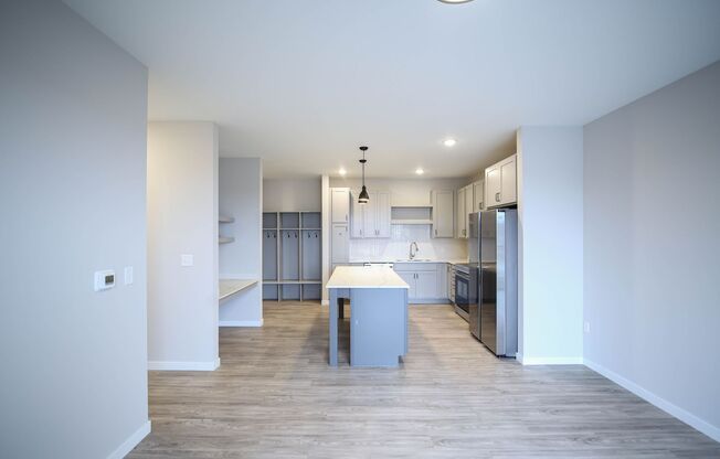 2 beds, 2 baths, 1,186 sqft, $2,700, Unit 508