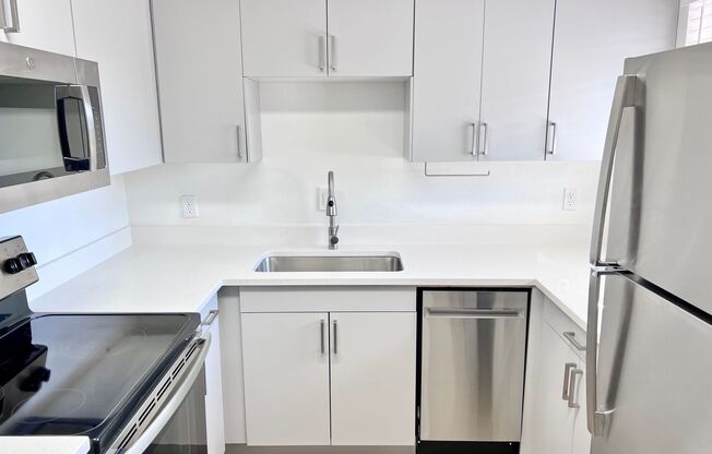 1 bed, 1 bath, $1,295, Unit 2025-4W