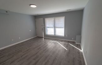 2 beds, 1 bath, $895, Unit Unit A