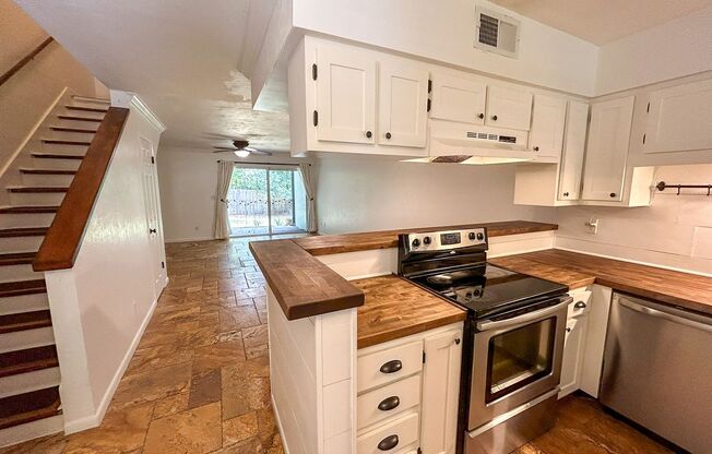 Pickwick Park #805 - Pet Friendly!