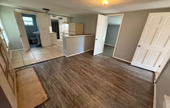 2/1 St Pete Move In Ready