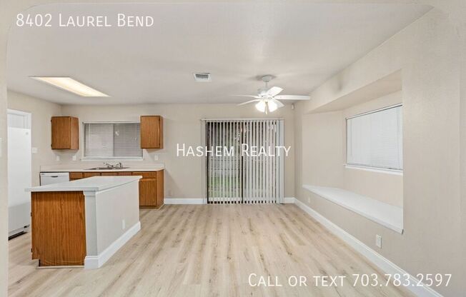 8402 LAUREL BND