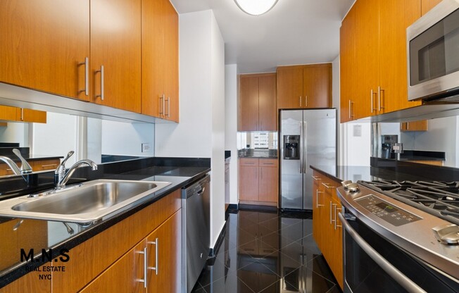 2 beds, 1.5 baths, $7,075, Unit 15-B