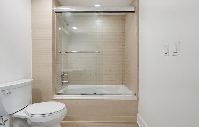 2 beds, 2 baths, 1,127 sqft, $3,500, Unit 308