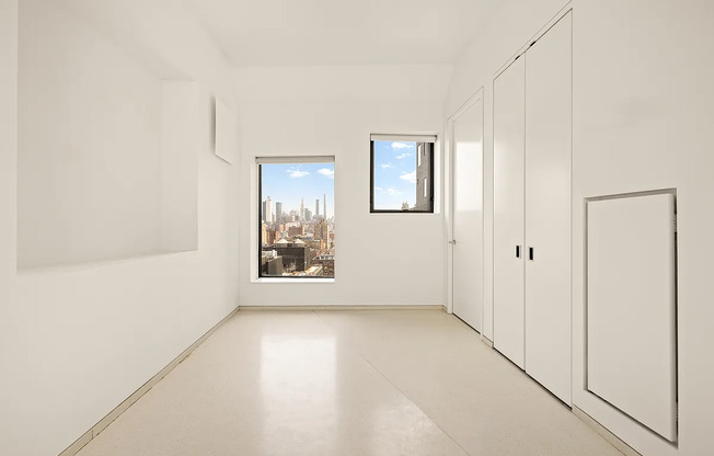 100 11 AVE