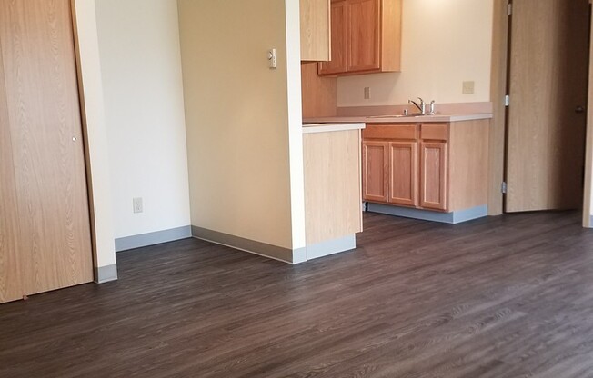 East Mission Apartments