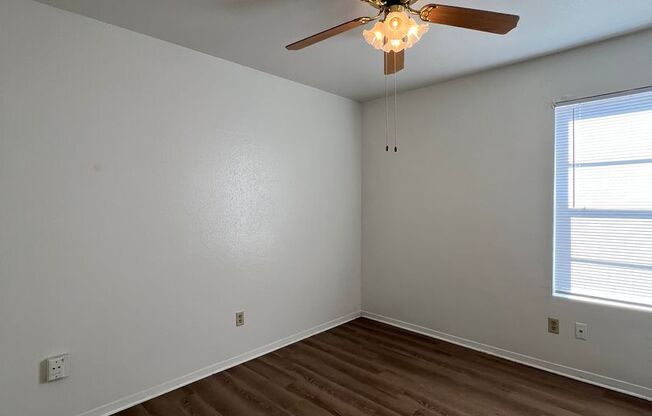 3 beds, 2 baths, 1,231 sqft, $1,515, Unit 1101