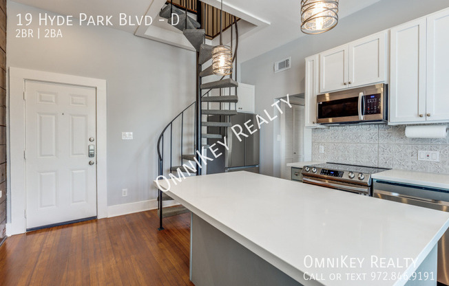 19 HYDE PARK BLVD