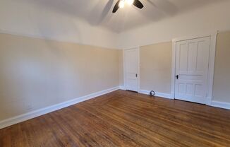 1503-15 E Kane Pl