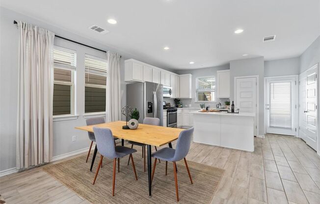 Charming Home in Crystal Springs of Leander