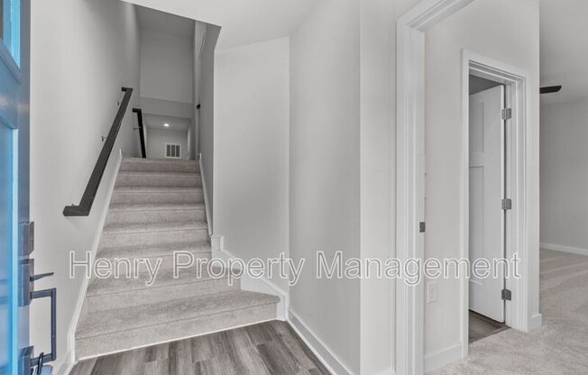 1329 CHANNING PARK CIR