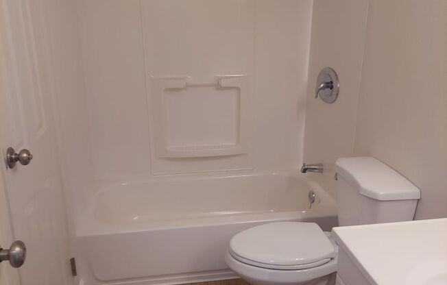 1 bed, 1 bath, 720 sqft, $2,250, Unit 107