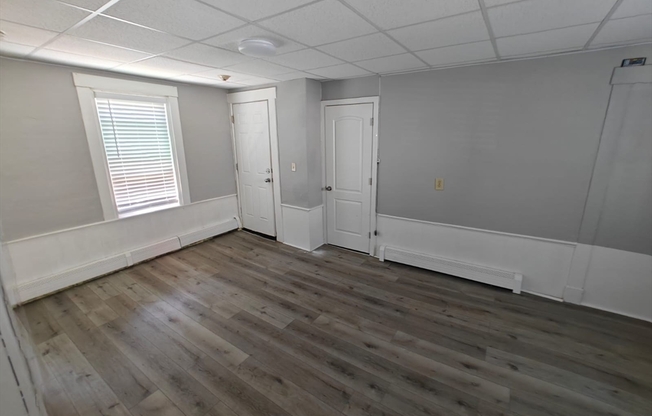 27 VINE ST