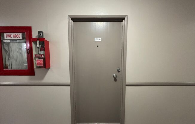 Oakland Ave 650- Hillsides