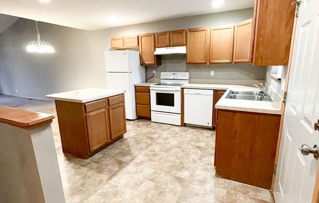 2405 City View Court