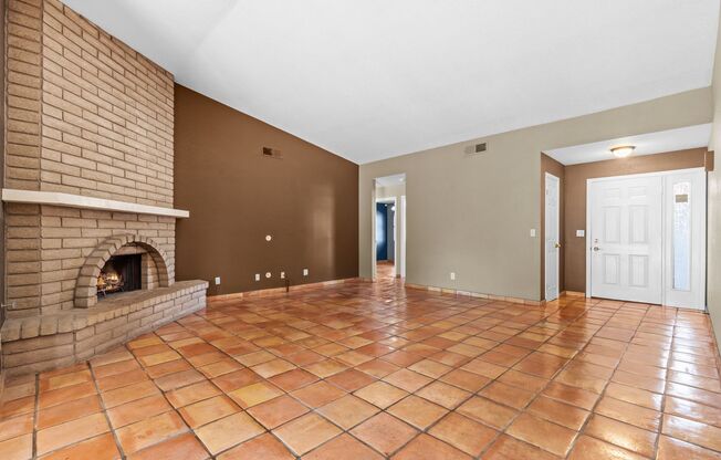 3 beds, 2 baths, $2,790