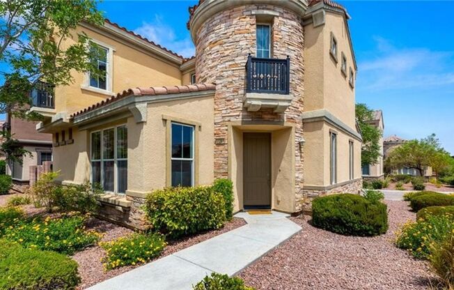 Gorgeous Home in Guard Gated Traccia Community