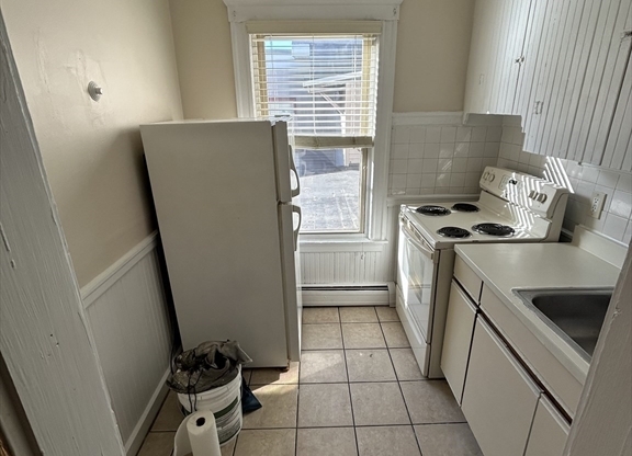 1 bed, 1 bath, 600 sqft, $1,500, Unit 304