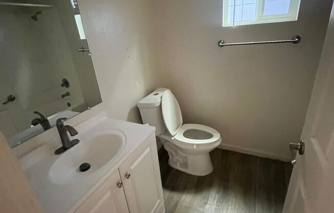 Fontana Apartments East