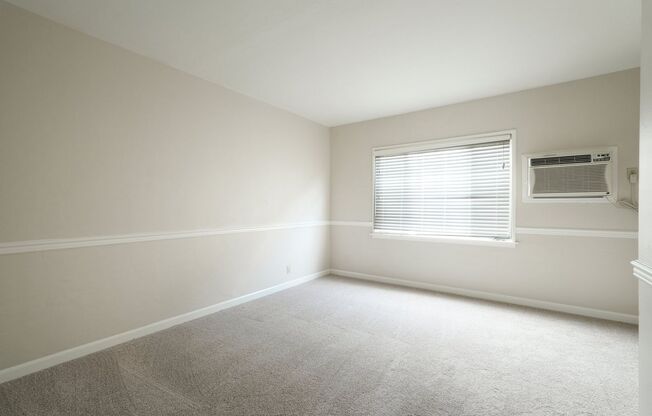 1 bed, 1 bath, 650 sqft, $1,625, Unit 8