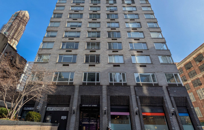 235 E 67 ST