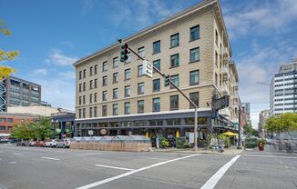 Washington Plaza Apartments