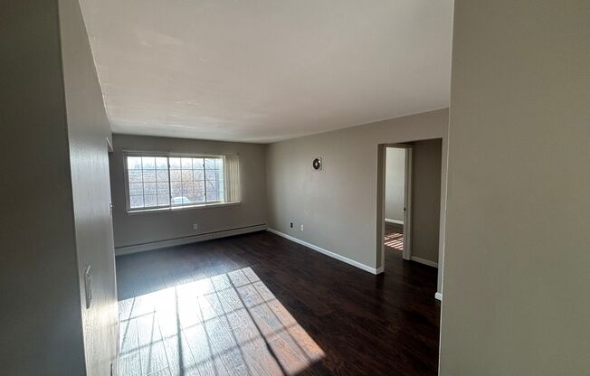 1 bed, 1 bath, 650 sqft, $995, Unit 23-203