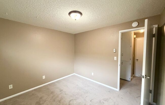 2 beds, 1 bath, $1,450