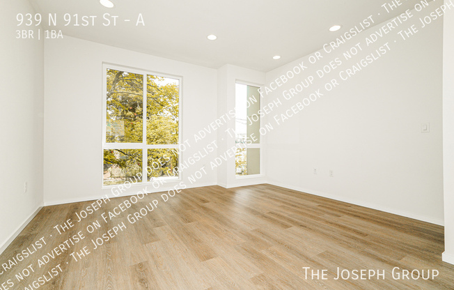 939 N 91 ST