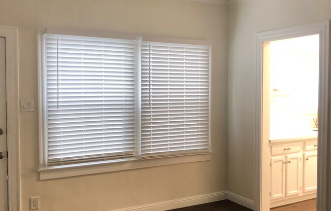 Studio, 1 bath, 520 sqft, $1,550, Unit 313 1/2