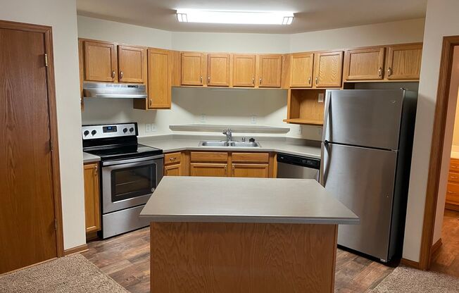 1 bed, 1 bath, 805 sqft, $1,480, Unit 931-106