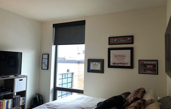 1 bed, 1 bath, 728 sqft, $1,900, Unit 202