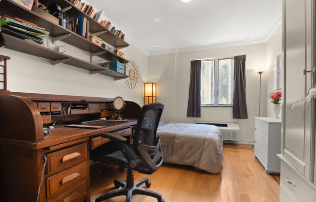 23 E 128 ST