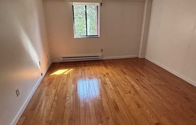 2 beds, 2 baths, 1,085 sqft, $3,750, Unit 608