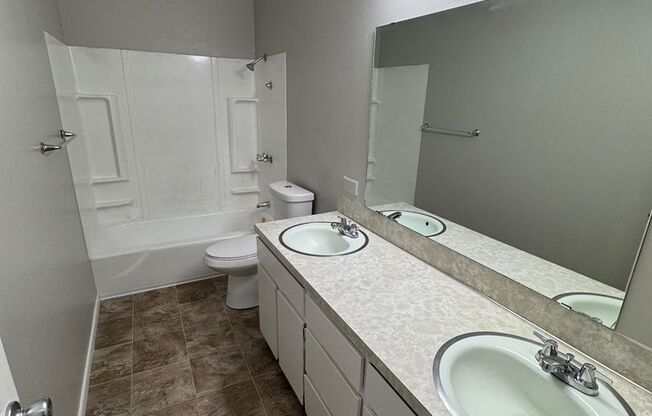 2 beds, 1 bath, 864 sqft, $1,195, Unit Unit 46