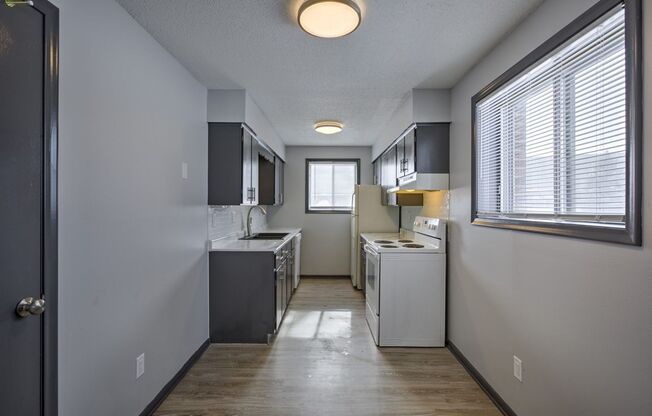 1 bed, 1 bath, 650 sqft, $815, Unit 809-46