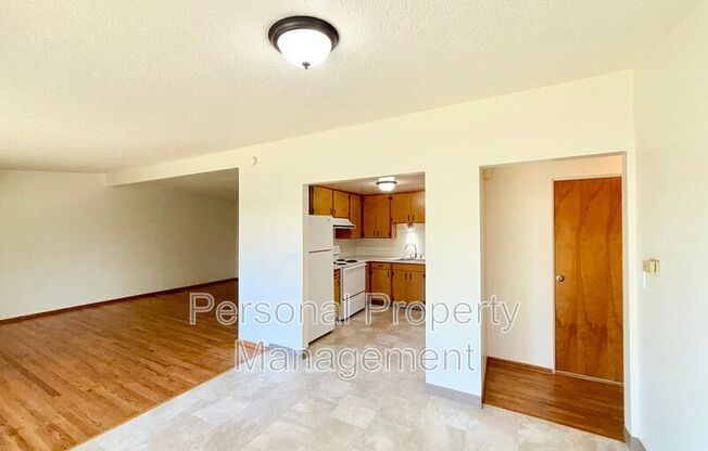 108 N MORRISON RD