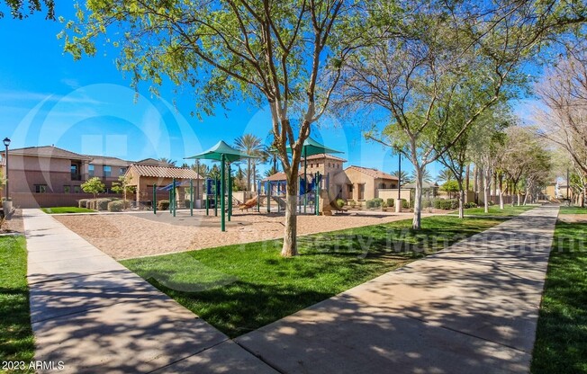 1144 S OSBORN LN