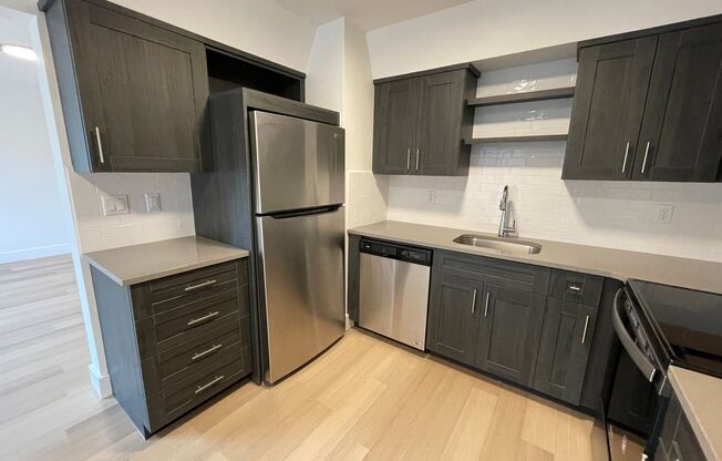 1 bed, 1 bath, $1,495, Unit 102