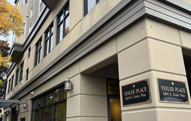 Yesler Place - 2BD/2BA Corner Home | Fantastic Views, In Unit W/D, Modern Touches, 1,100 sqft