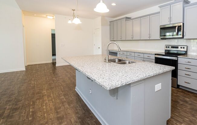 Raintree Townhomes 5 Units