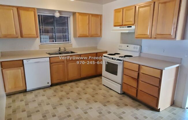 Larger House Near CMU - College Students Welcome - Watch Video Tour