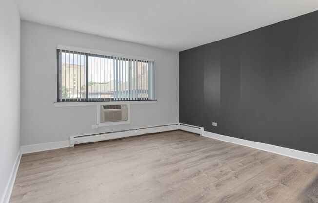Studio, 1 bath, 275 sqft, $1,395, Unit 342