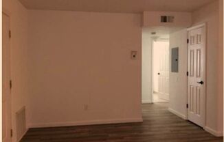 2 beds, 1 bath, 854 sqft, $1,250, Unit 02