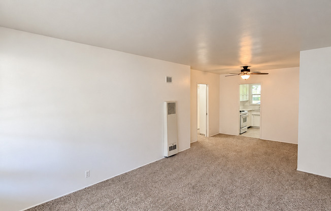 8366 Sargent Ave