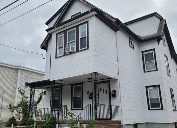 17 STEARNS ST