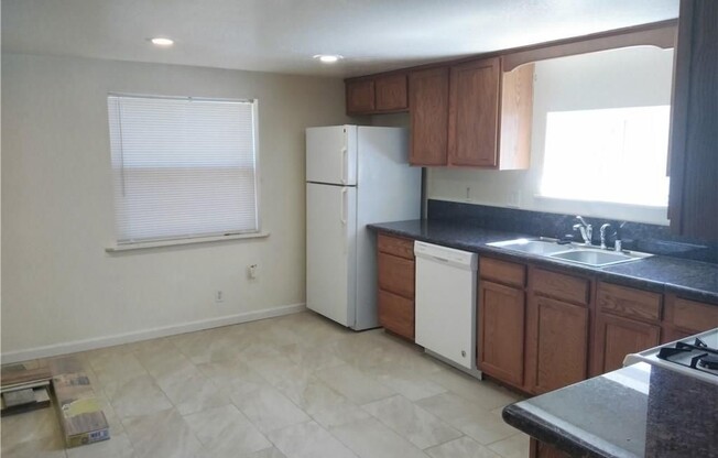 1616 5th Ave