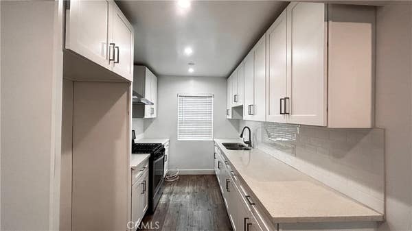 1524 S VAN NESS AVE