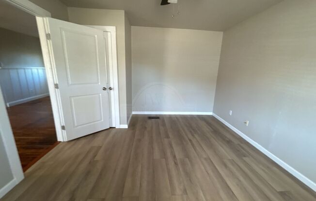 4 beds, 1 bath, $1,250