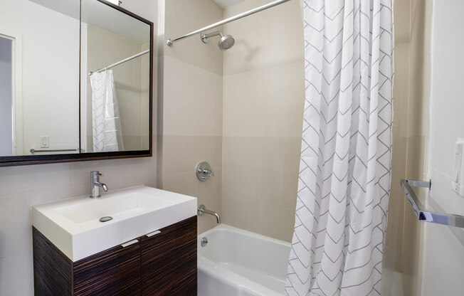 2 beds, 2 baths, 1,100 sqft, $8,950, Unit 32E